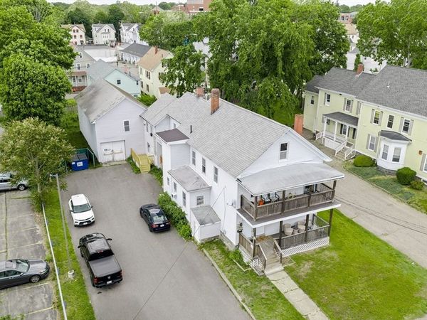 66 School St, Taunton, MA 02780