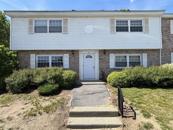 90 Washington Park Dr, Unit 1, Andover, MA 01810