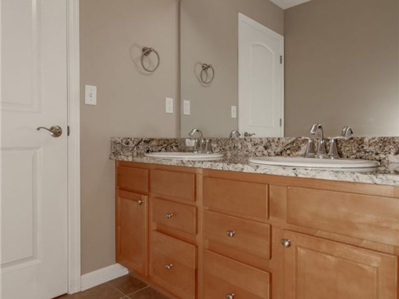 8375 Raleigh Place, Concord Township, OH 44077 Photo 28