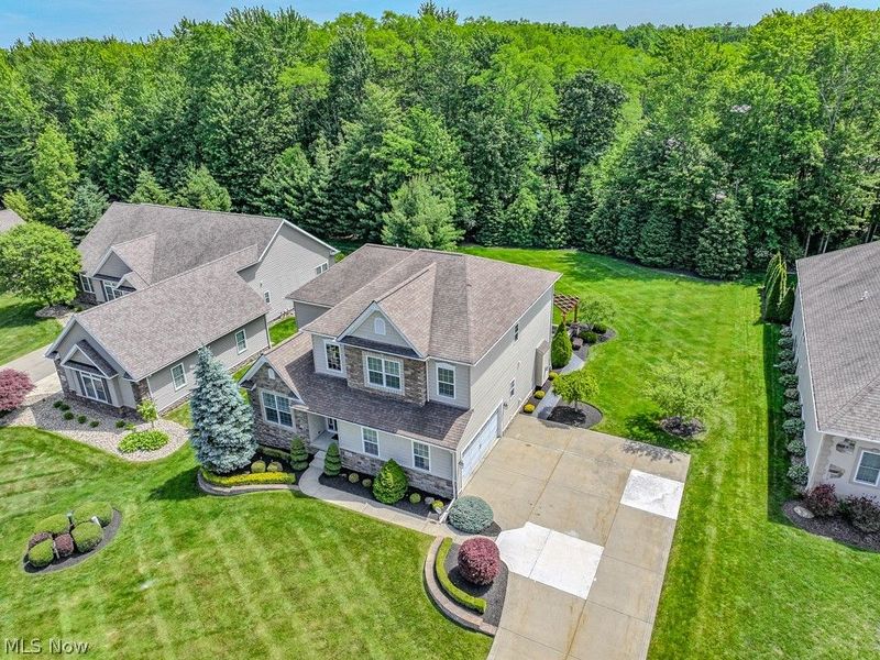8375 Raleigh Place, Concord Township, OH 44077 Photo 3