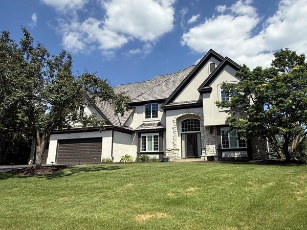 10451 White Tail Crossing, Eden Prairie, MN 55347