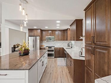 7712 N College Park Drive, Brooklyn Park, MN 55445