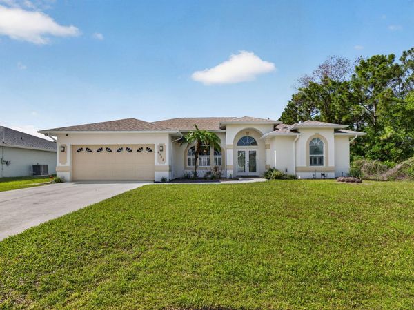 6122 NW Daroco Terrace, Port St. Lucie, FL 34986