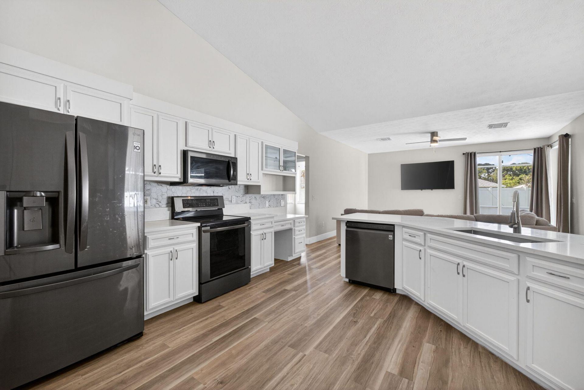 6122 NW Daroco Terrace, Port Saint Lucie, FL 34986 Photo
