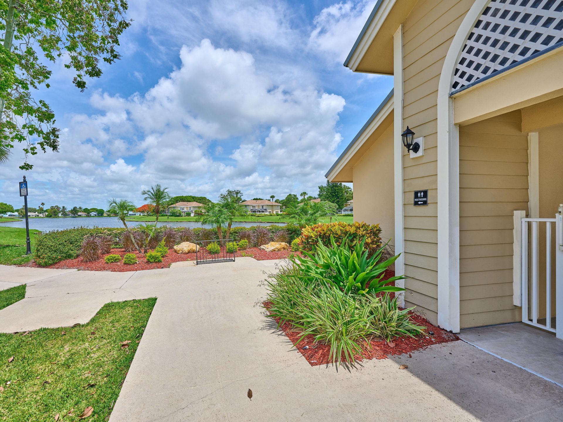 4604 Roxbury Court, Boynton Beach, FL 33436 Photo