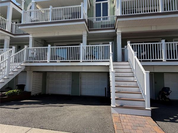 133 W Broadway , Long Beach, NY 11561