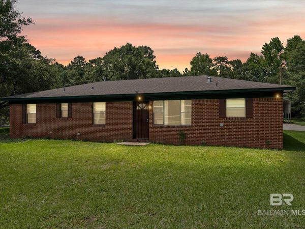 1128 South Drive, Mobile, AL 36605