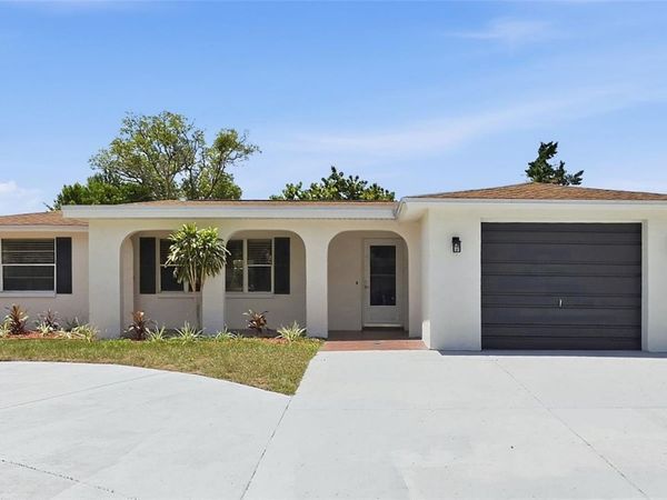 6250 FLAG DRIVE, NEW PORT RICHEY, FL 34653