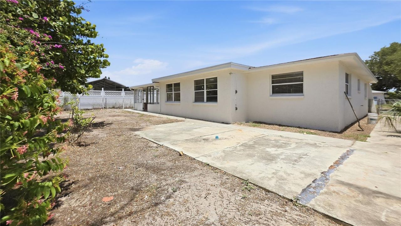 6250 Flag Drive, New Port Richey, FL 34653 Photo