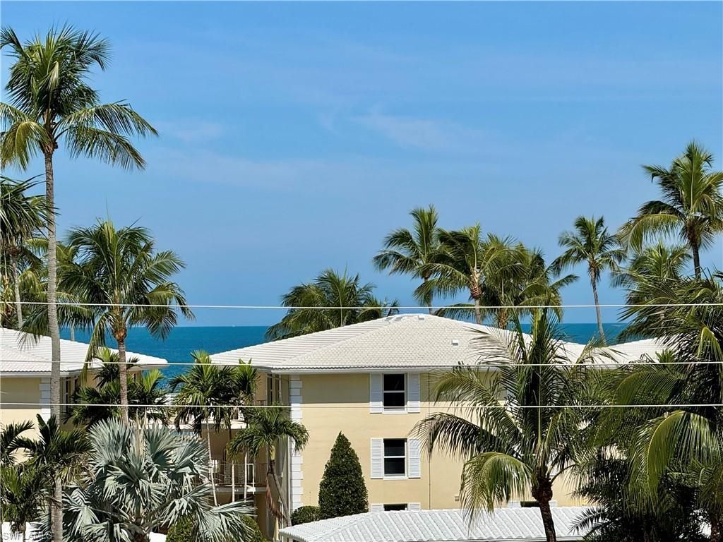 2150 Gulf Shore Blvd N, Unit 411, Naples, FL 34102 Photo