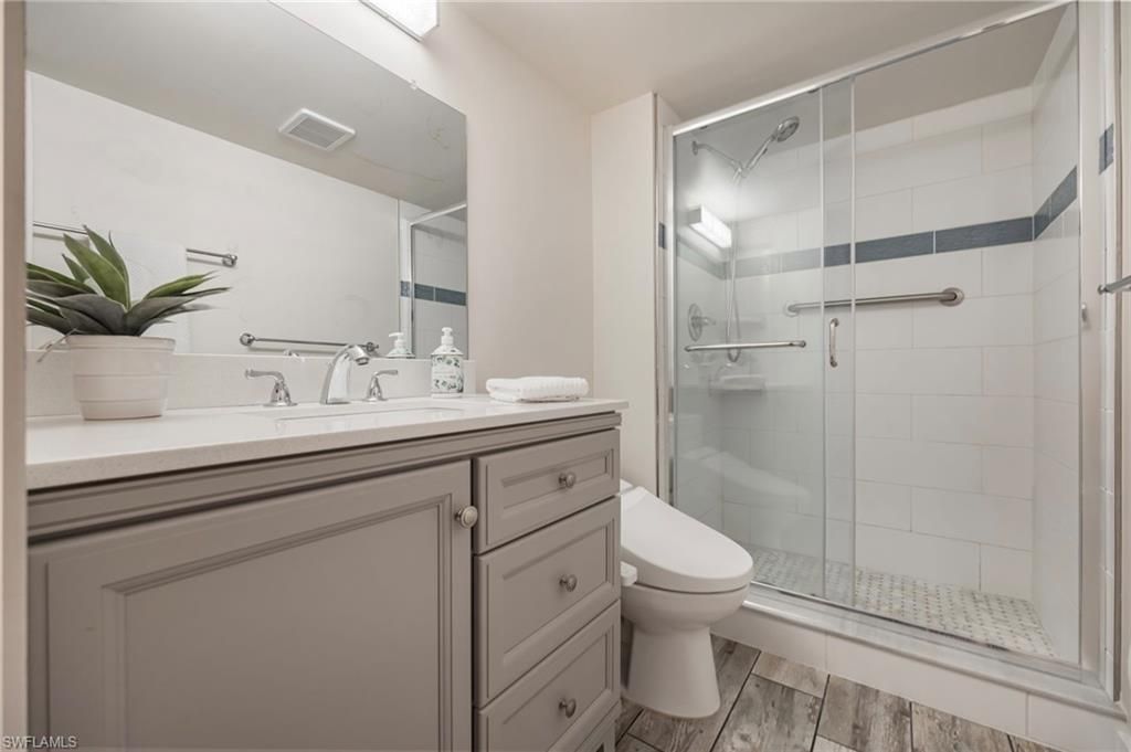 2150 Gulf Shore Blvd N, Unit 411, Naples, FL 34102 Photo