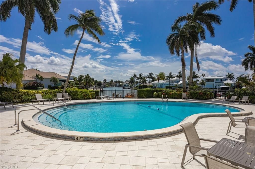 2150 Gulf Shore Blvd N, Unit 411, Naples, FL 34102 Photo