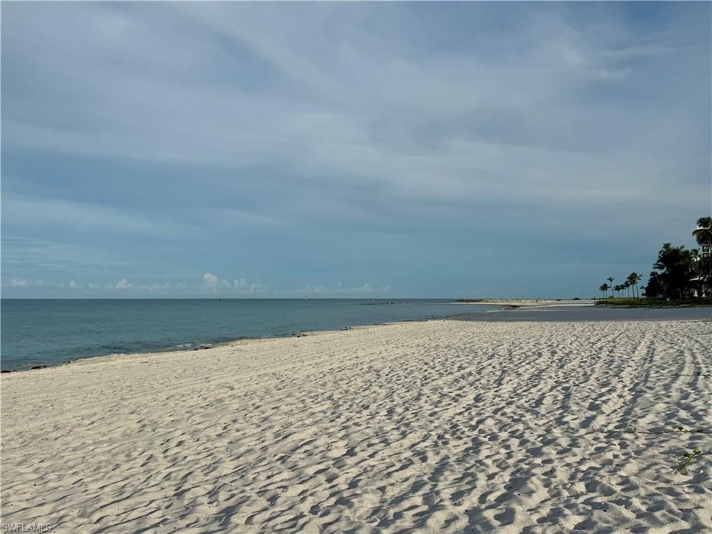 2150 Gulf Shore Blvd N, Unit 411, Naples, FL 34102 Photo