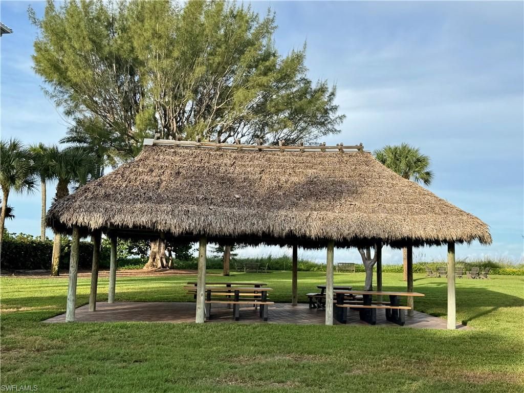 2150 Gulf Shore Blvd N, Unit 411, Naples, FL 34102 Photo