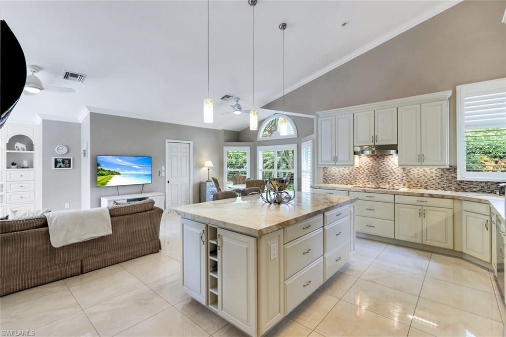 6619 Trident Way , Naples, FL 34108 Photo