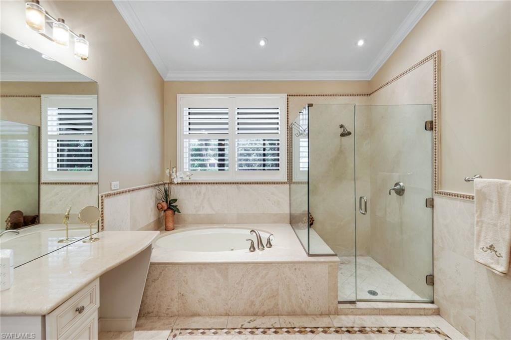 6619 Trident Way , Naples, FL 34108 Photo
