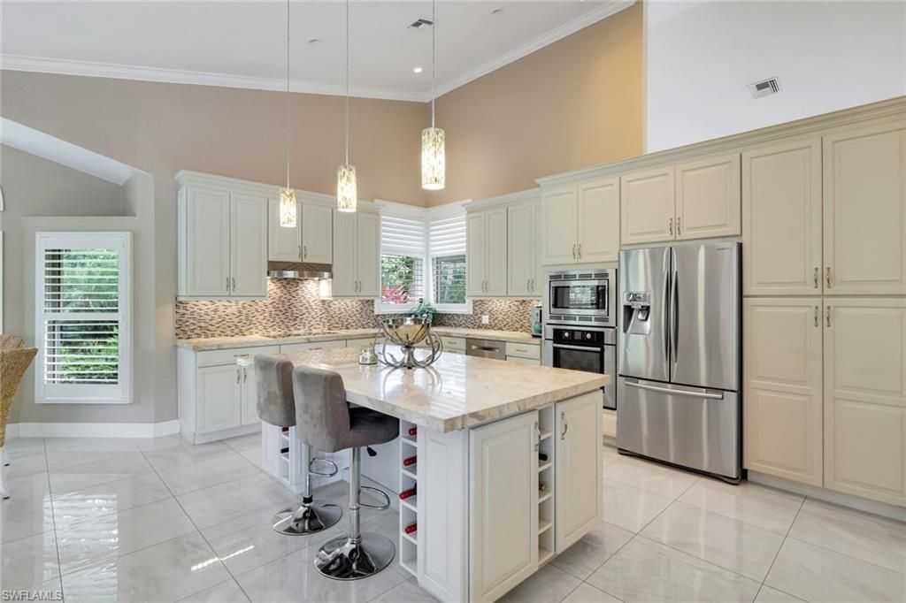 6619 Trident Way , Naples, FL 34108 Photo