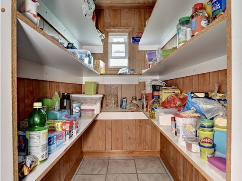 17031 Tavern Road, Middlefield, OH 44062 Photo 12