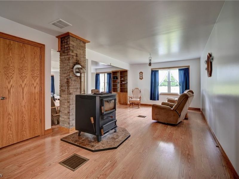 17031 Tavern Road, Middlefield, OH 44062 Photo 20