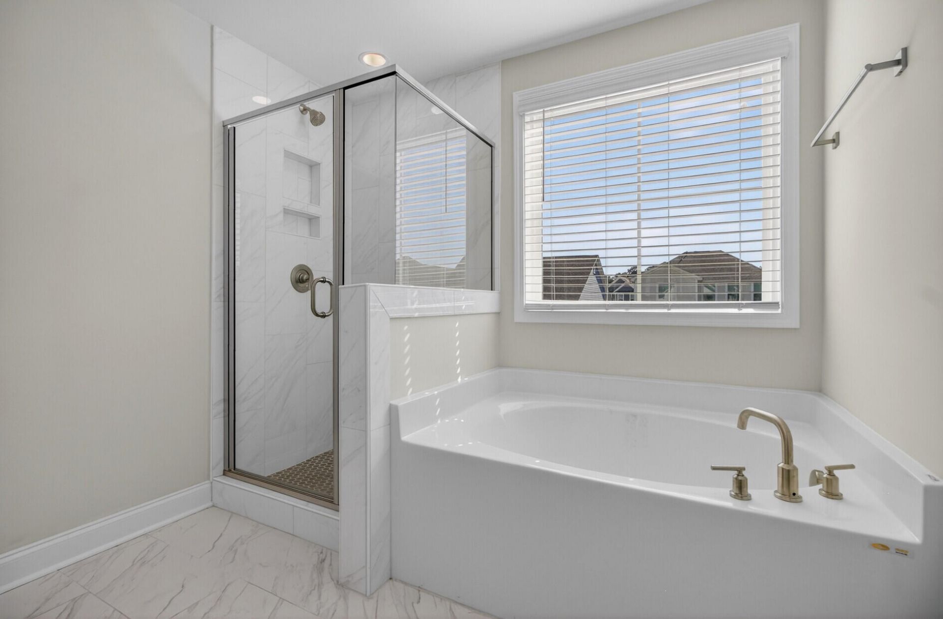 490 Eagleview Drive Photo 23