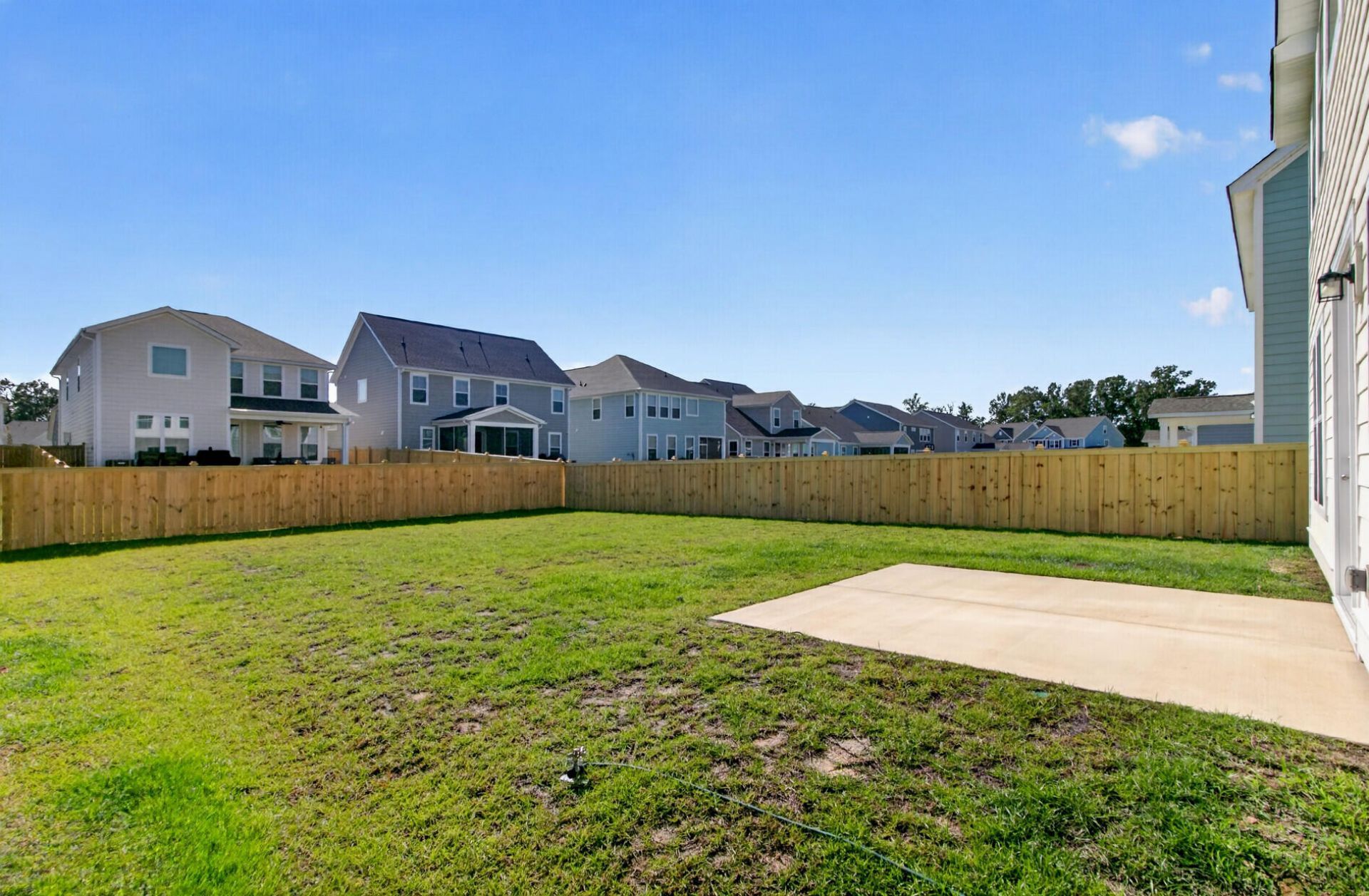 490 Eagleview Drive Photo 32