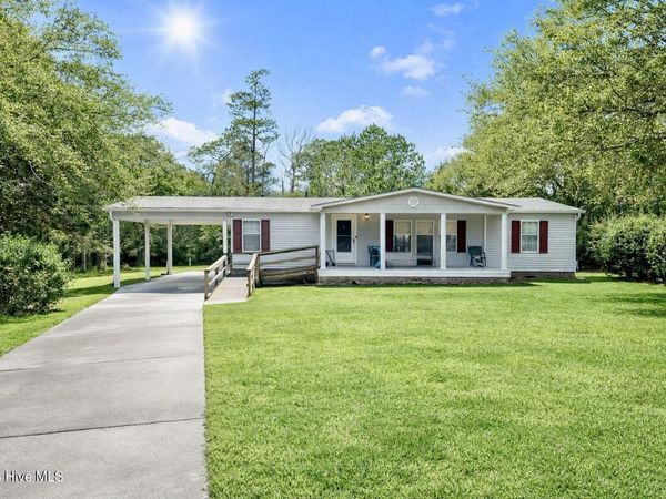 214 Sea Horse Drive, Cedar Point, NC 28584