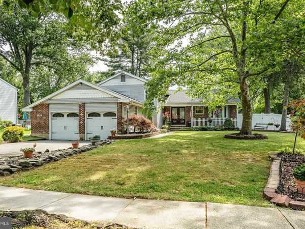 1201 CRANE DRIVE, CHERRY HILL, NJ 08003