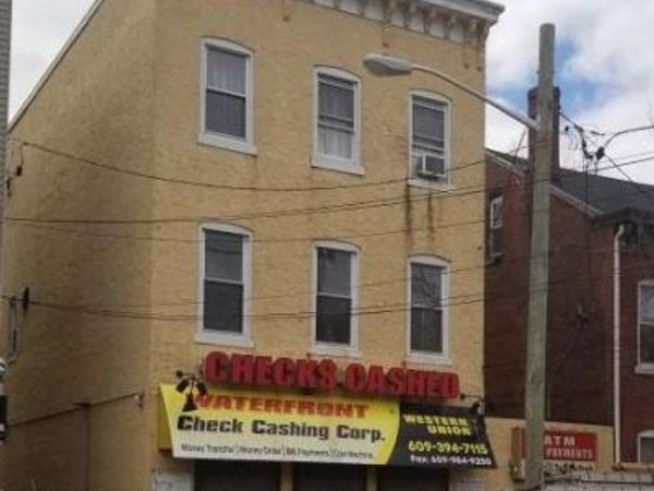 1081 S CLINTON AVENUE, TRENTON, NJ 08611