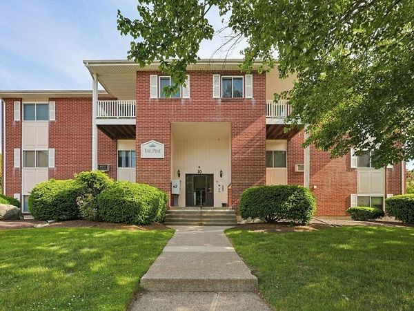 10 Dailey St, Unit H, Attleboro, MA 02703