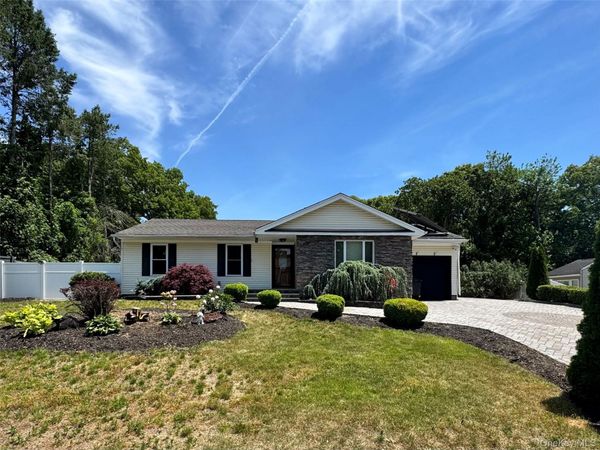 143 N Summit Avenue , Patchogue, NY 11772