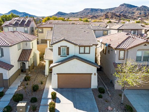 681 Lucky Pine Street , Henderson, NV 89002