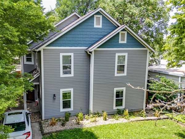 911 Ohio Street, Lawrence, KS 66044