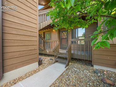 945 Moorings Drive, Colorado Springs, CO 80906