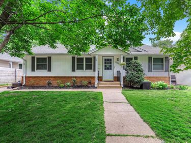 2554 Xenwood Avenue S, Saint Louis Park, MN 55416