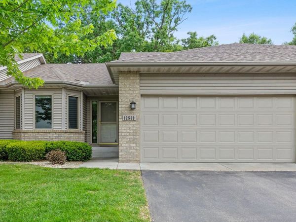 12569 74th Avenue N, Maple Grove, MN 55369