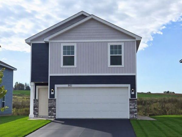 961 Stone Creek Drive, Jordan, MN 55352