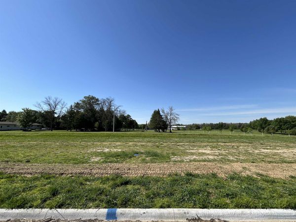 105 Maverick Lane, Riceville, IA 50466