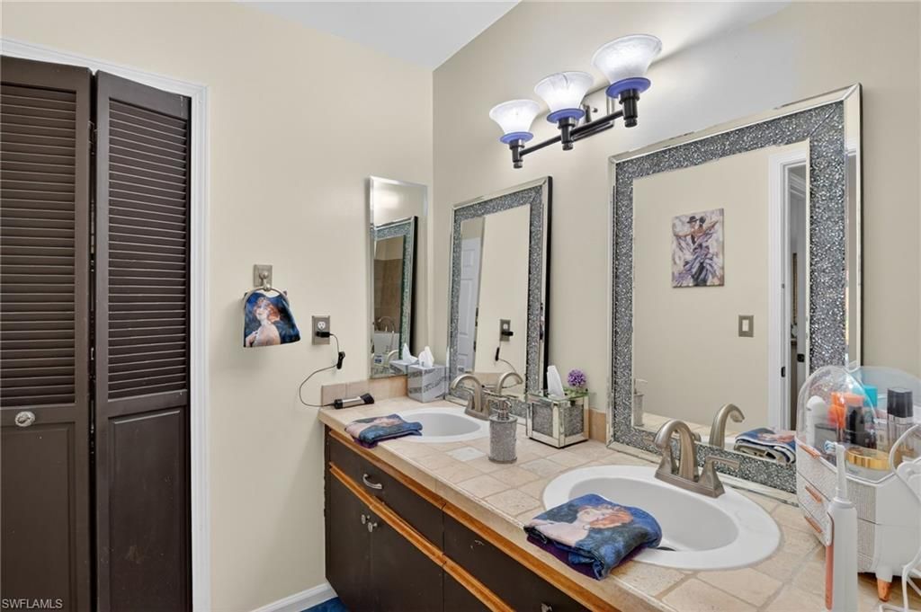 22656 Fountain Lakes Blvd, Estero, FL 33928 Photo