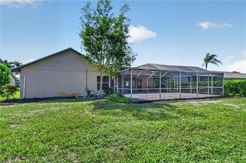 22656 Fountain Lakes Blvd, Estero, FL 33928 Photo