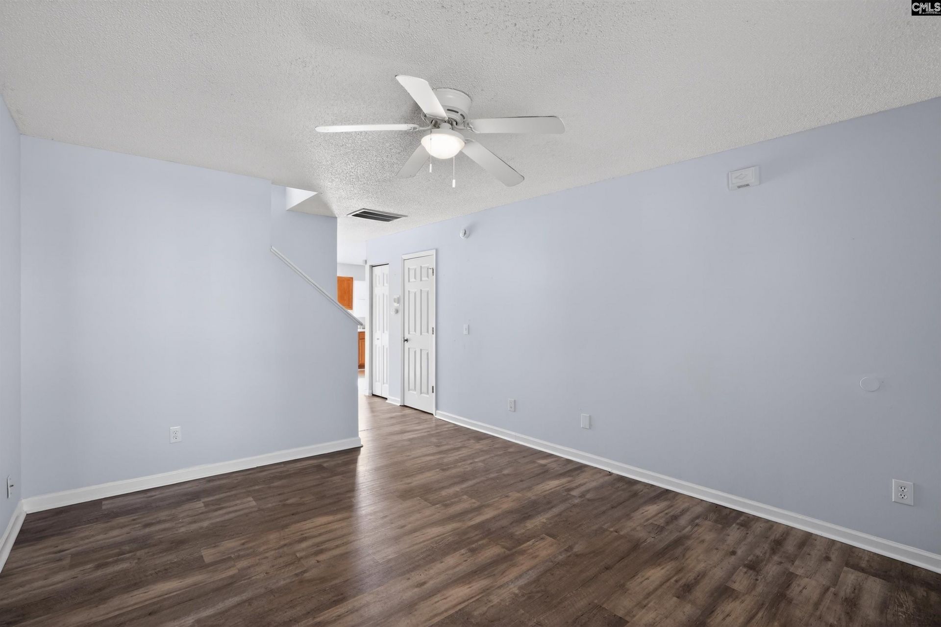 305 Curvewood Road  Photo 11