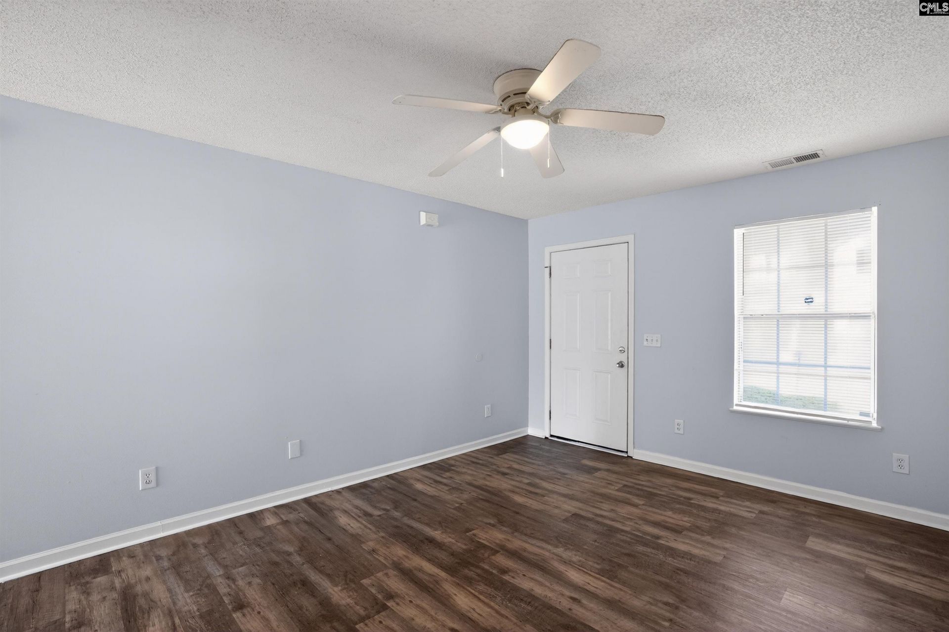 305 Curvewood Road  Photo 12