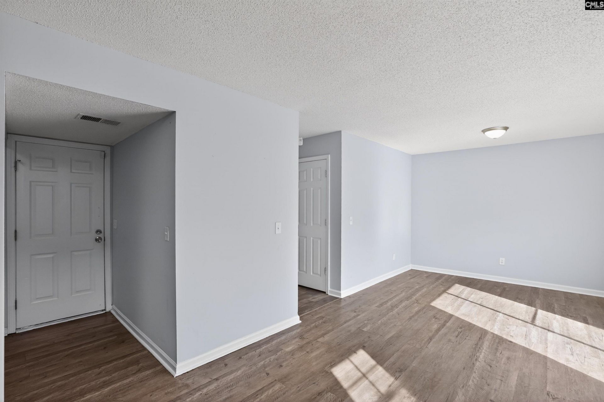 305 Curvewood Road  Photo 14