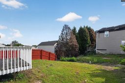 305 Curvewood Road  photo 4