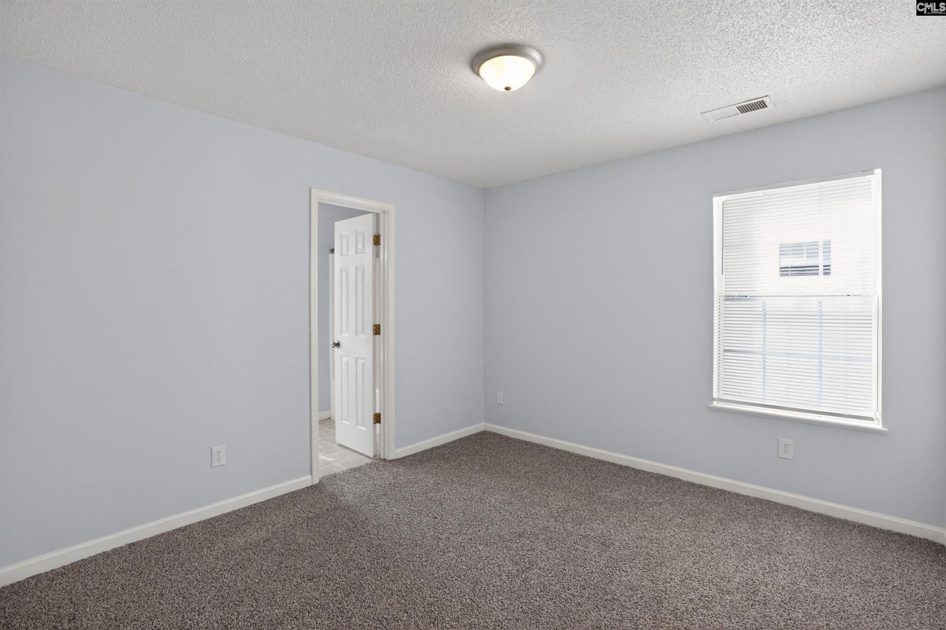 305 Curvewood Road  Photo 22