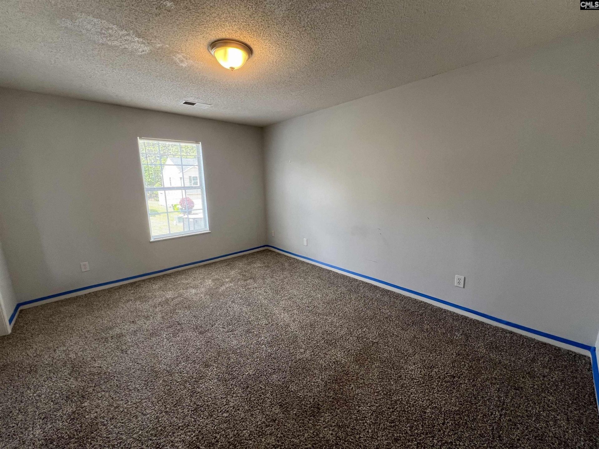 305 Curvewood Road  Photo 4