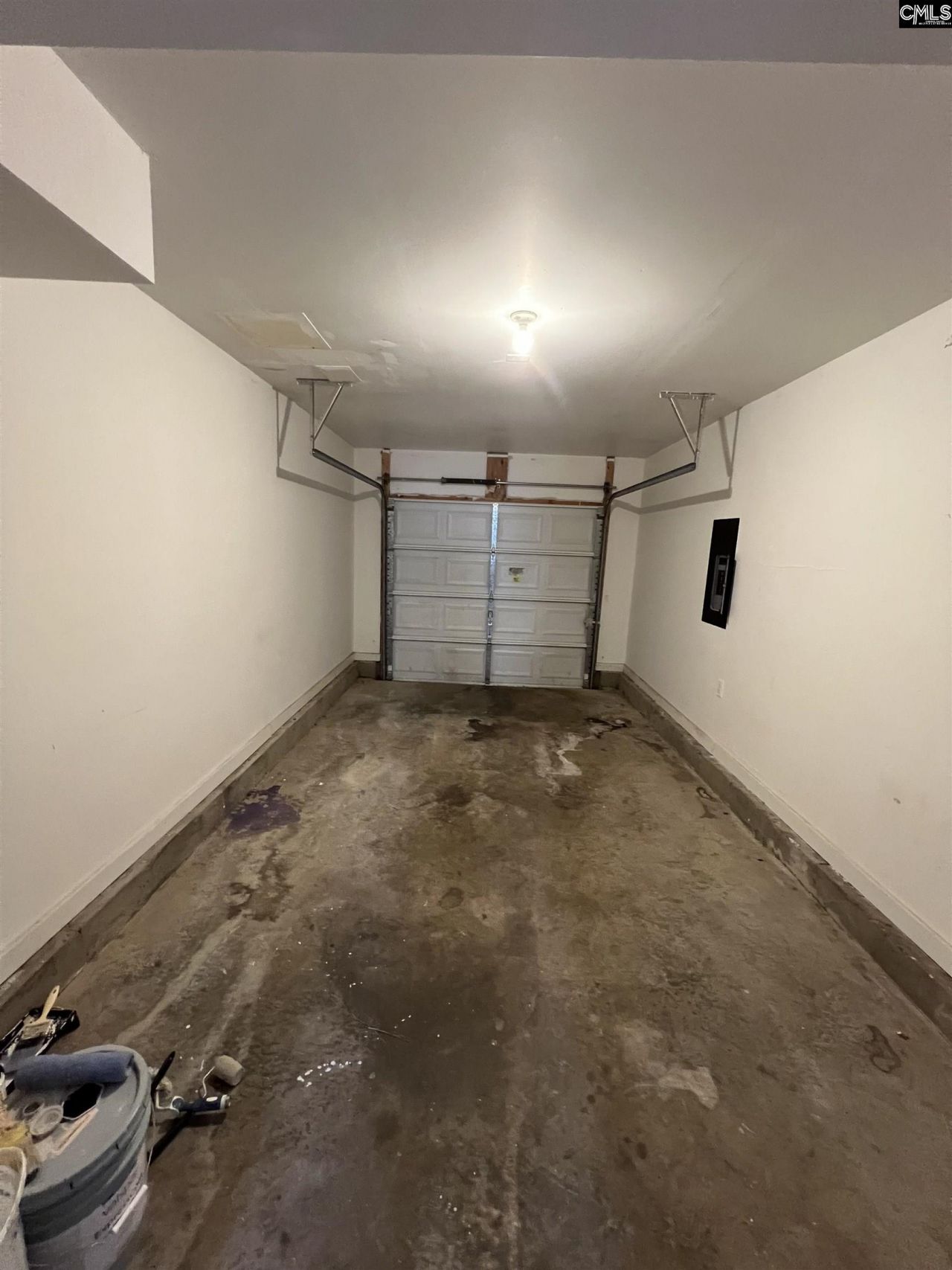 305 Curvewood Road  Photo 6