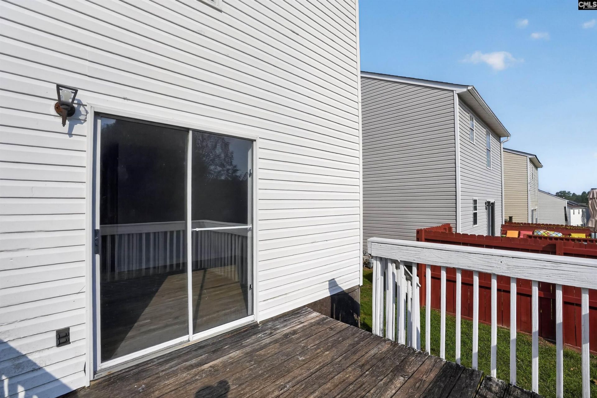 305 Curvewood Road  Photo 6