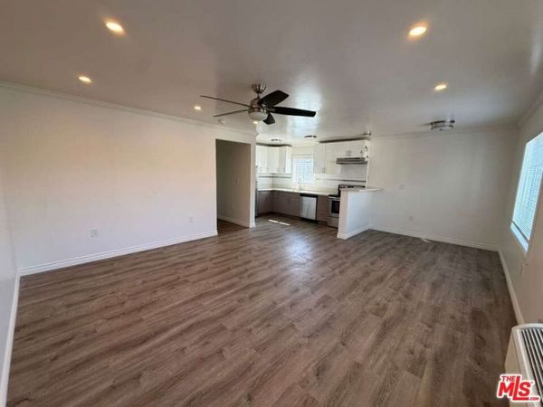 6821 Ben Avenue, Unit 7, North Hollywood, CA 91605