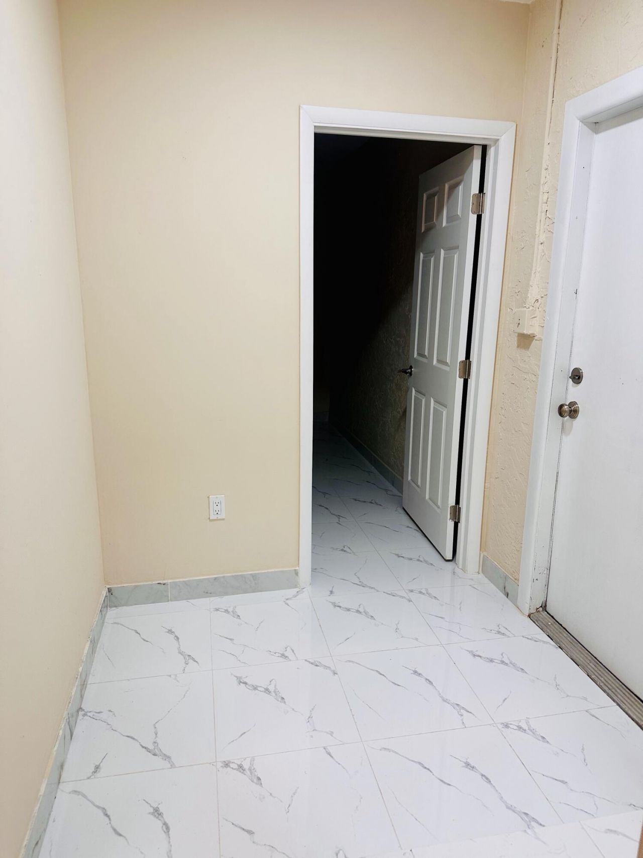 6245 Saxon Boulevard, West Palm Beach, FL 33417 Photo