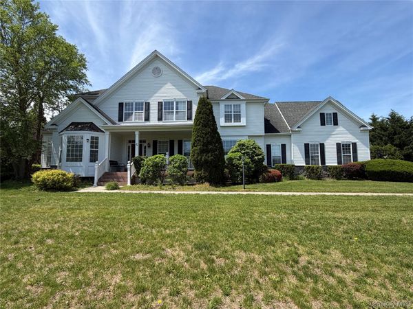 66 Canterbury Drive , Wading River, NY 11792